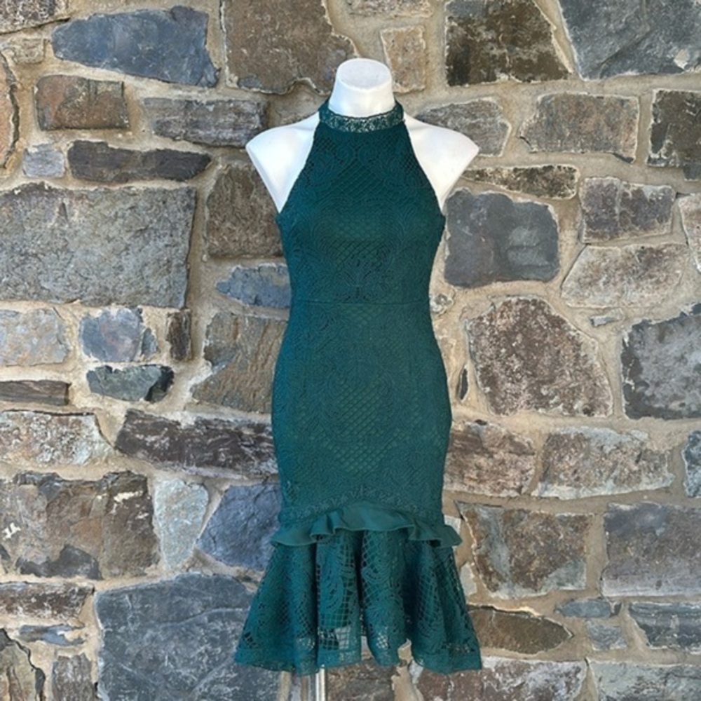 Two Sisters the label SONIA DRESS - EMERALD GREEN size 4